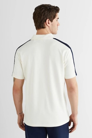 Gant Erkek Beyaz Regular Fit Şerit Detaylı Polo Yaka T-shirt-14702