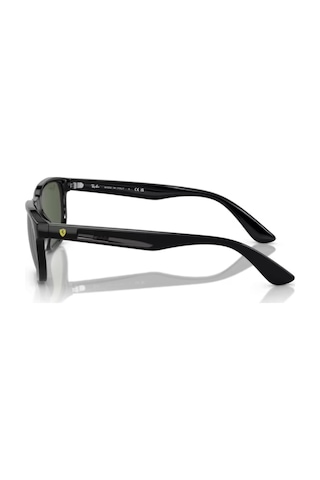 Ray-Ban RB4404M F68371 FERRARI SİYAH ERKEK GÜNEŞ GÖZLÜĞÜ