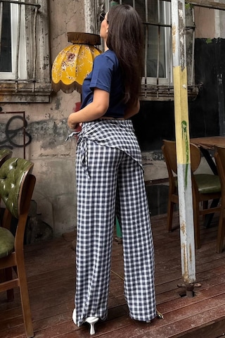 Madmext Lacivert Fularlı Ekose Pantolon Mg2734
