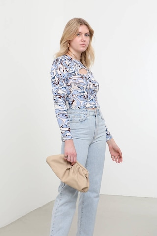 Pencere Detaylı Jakarlı Crop Top 001