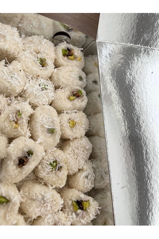 Sultan Paşa Lokumu Antep Fıstıklı Sarma