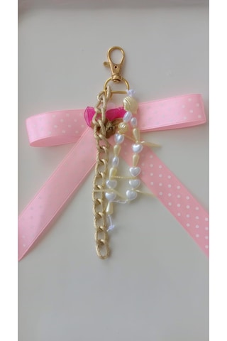 Wisheratelier Büyük Fiyonklu Boncuk Ve Simli Zincirli Çanta Charmı Anahtarlık Açık Pembe Wisheratelier Büyük Fiyonklu Boncuk Ve Simli Zincirli Çanta Charmı Anahtarlık Açık Pembe