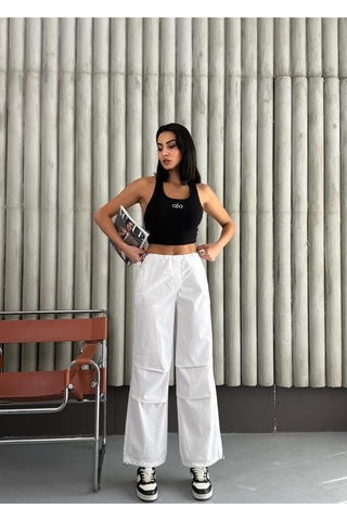 Dizleri Pile Detaylı Paraşüt Pantolon Beyaz