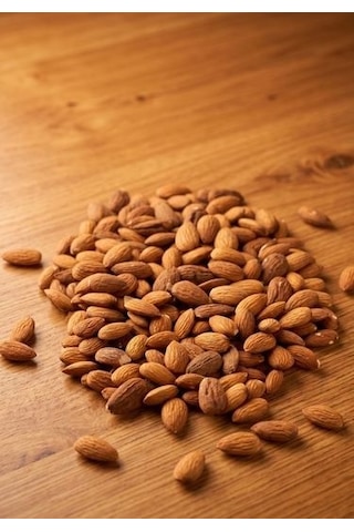 İpek Değirmen Çiğ İç Badem 1 kg Yerli Taze Tatlı Lüks İri Tane Ekonomik Boy Diyetik Protein Deposu