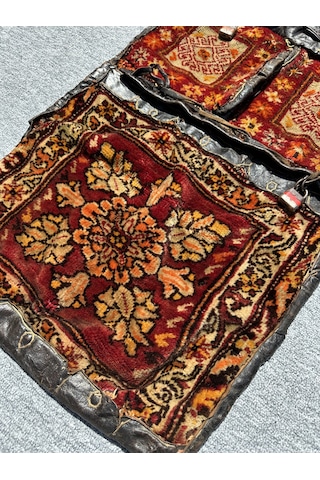 Burak Halı El Dokuma Antika Derili Heybe Kök Boya Kilitli 47 x 114