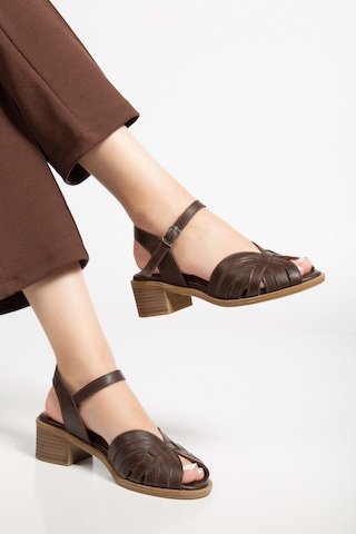 Analin Shoes Kadın Hakiki Deri Bilekten Bağlı Sandalet - Kahve