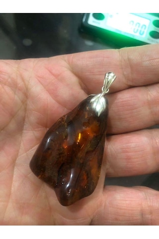 Doğal Kaya Damla Kehribar Kolye Ucu Otantik Gümüş Aparatlı 11,8 Gram
