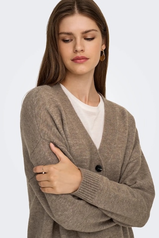 Only Kadın Onlhouston V Yaka Uzun Kollu Yünlü Hırka 15353192 Fındık Fındık