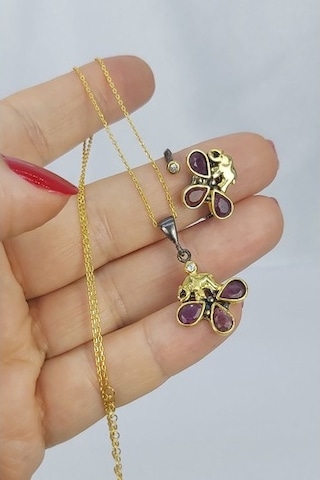 925 Ayar Yakut Taşlı Yüzük Kolye 2Li Gümüş Set