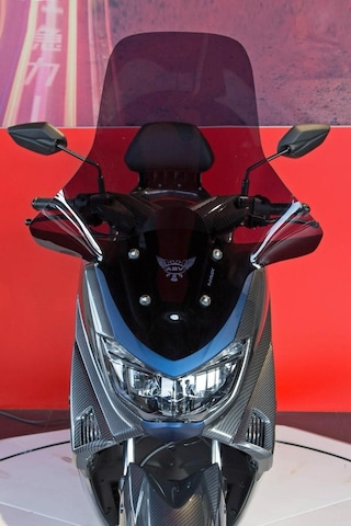 ABV Yamaha N-Max El Korumalı Füme Tur Camı 75 x 67.5 CM (15-20) + Vida Takımı
