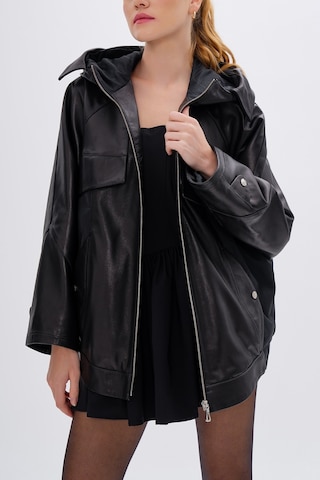 Valmenti Kadın Hakiki Deri Siyah Mont 616 Z-4002 Bn Derımont Sk24/25 Sıyah Siyah