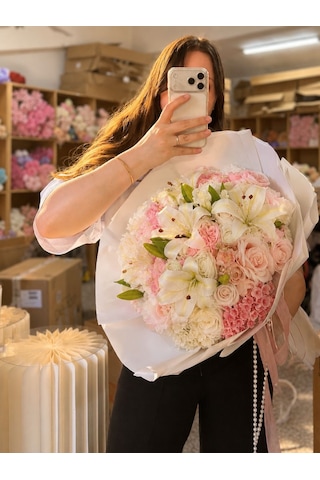 İnci Işıltısı Lilyum Buketi Diğer İnci Işıltısı Lilyum Buketi Diğer