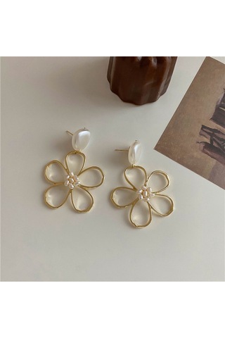 2023 Yeni Hong Kong Tarzı Basit İçi Boş Çiçek İnci Ünlü Atm Gold