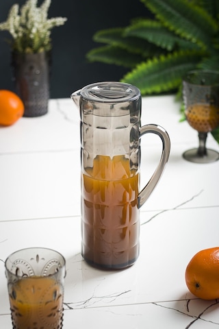 Akrilik Allegra 1,5 L Füme Sürahi -Buzdolabı Kapak Rafına Sığar
