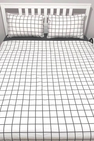 Karo Siyah Pamuklu Nevresim Takımı 120x200 Yataklar İçin Beyaz