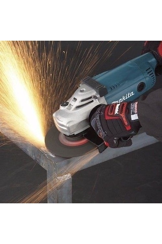 Makita Ga7030 Büyük Taşlama 2.400w 180mm