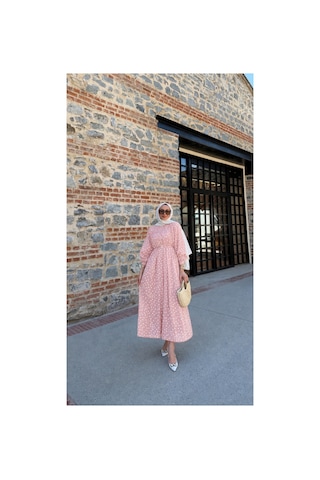Riella Butik Sevoli Puantiyeli Tesettür Elbise Pembe