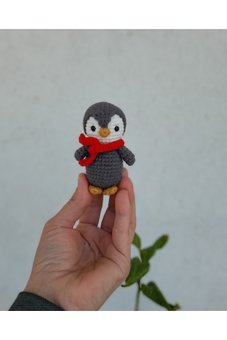 Amigurumi Penguen Anahtarlık Koyu Gri