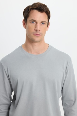 Tudors Unisex Relax Fit Rahat Kesim %100 Pamuk Uzun Kollu Bisiklet Yaka Gri Basic Tişört-41828 Gri