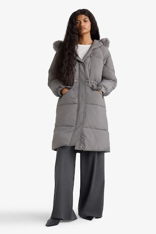 Defacto Su Geçirmez Regular Fit Kapüşonlu Fermuarlı Parka F2965ax25wngr490 Gri-gr490