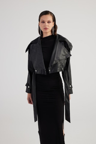 Holly Lolly Crop Model Astarlı Kemerli Neeko Deri Ceket Siyah