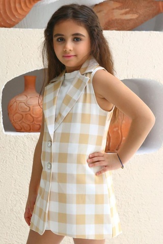 Riccotarz Kız Çocuk Halter Yaka Ekose Baskılı Düğme Detaylı Hardal Şortlu Takım Hardal