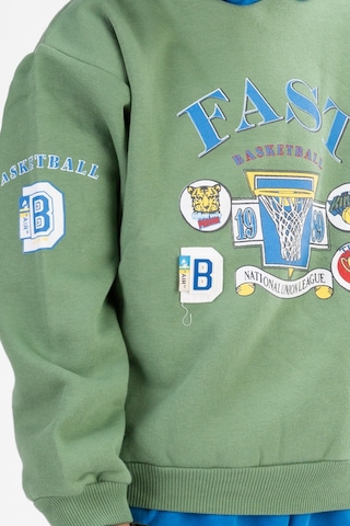 Erkek Çocuk Baskılı Kapşonlu Eşofman Takımı Yeşil