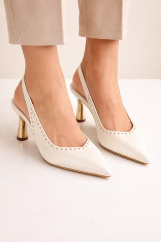Modaonn Kadın Sivri Burun Zımbalı Slingback İnce Topuk Ayakkabı Bej