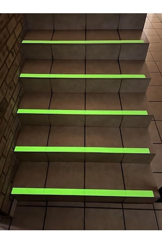 Yeşil Merdiven Kaydırmaz Bant 5CMx25M Yeşil Kaydırmaz Bant