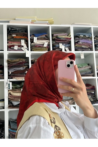 Zeylin Aker Bulut Desen Sura İpek Eşarp 7208701-344 kırmızı