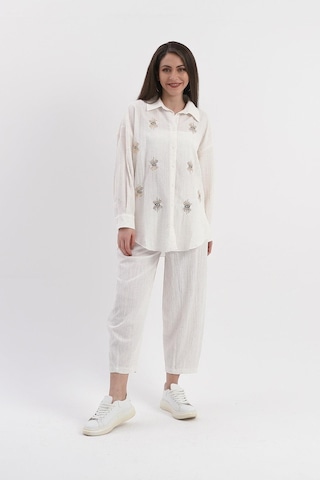 Yanı Yırtmaçlı Krinkıl Kumaş Göz Nakışlı Keten Gömlek - Ekru-ekru Ekru