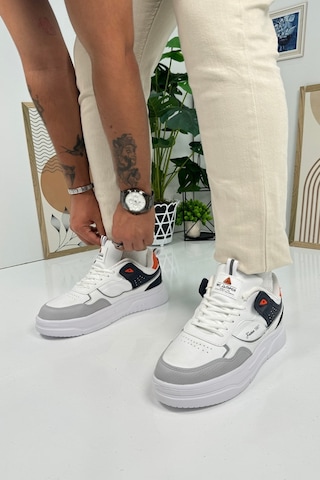 Günlük Erkek Sneaker Bağcıklı Kalın Desenli Tabanlı Oval Burunlu Bilek Destekli Spor Ayakkabı 2282 Buz Beyaz Oranj Laci