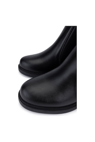 Tamer Tanca Kadın Hakiki Deri Siyah Deri Topuklu Bot 1065 2700 Bn Bot Sk25-26 Sıyah Dr Siyah