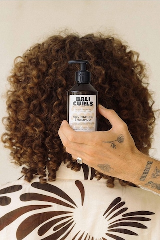 Bali Curls Kıvırcık Saçlar İçin Besleyici Şampuan 250 ML
