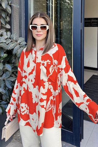 Kadın Kırmızı Uzun Kol, Arkası Pliseli, Salaş Dökümlü, Viskon Gömlek Kırmızı