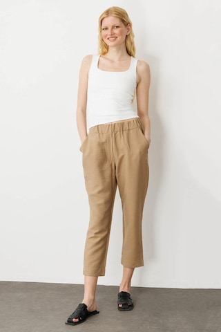 Kadın Beli Lastikli Yan Cepli Havuç Kesim Keten Pantolon Camel Camel