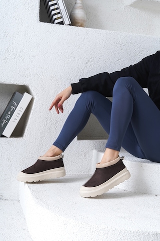 D436 Kadın Soğuk Geçirmez Kışlık Bot Kahverengi