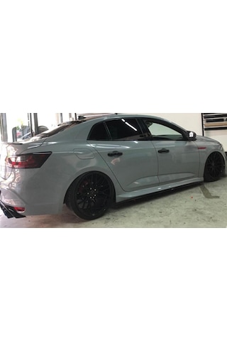 Renault Megane 4 Aero Marşpiyel Seti Mat Siyah Plastik 2016- 2021