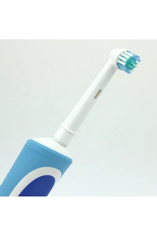 Oral-B Şarjlı ve Pilli Diş Fırçaları ile Uyumlu Yedek Başlık 4 Adet