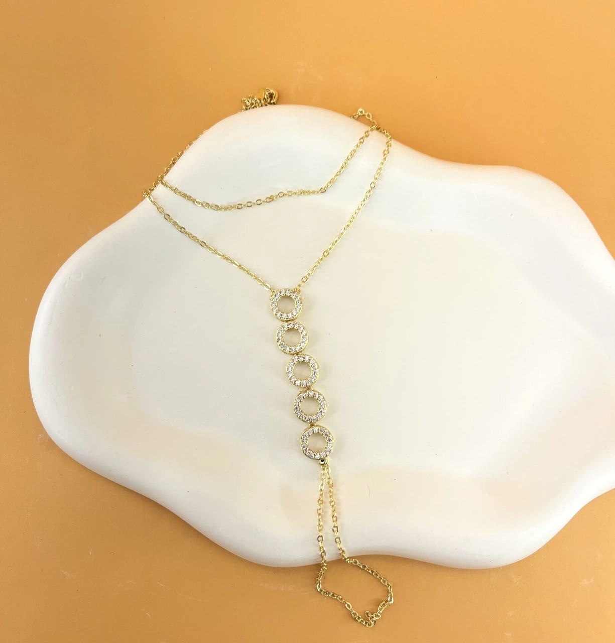 Altın Renkli Taşlı Daire Şahmeran Çok Renkli