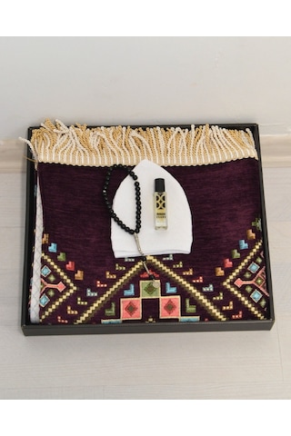 Erkekler İçin Seccade Takke Tesbih Esans Hediyelik Seti Kilim Desenli Kadife Astarlı Seccade Ve Özel Kutulu Lüks Hac Umre Hediyesi Mor