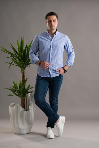 Dorss Slimfit Pamuklu Çizgili Yaka Düğmeli Uzun Kol Erkek Gömlek Mavi
