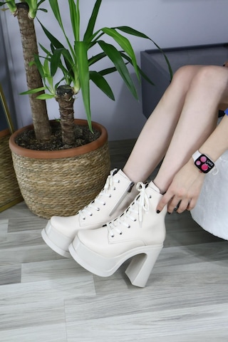 Asmi Shoes Kadın Lina Bağcık Detayı 12 Cm Platformlu Bot Krem Krem