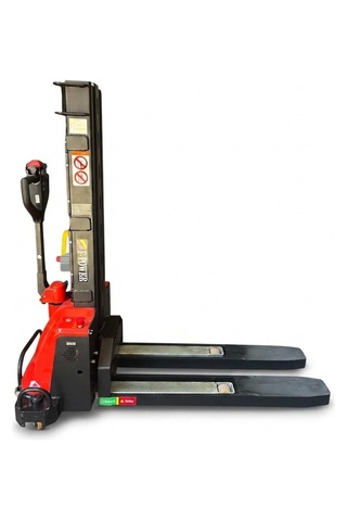 Kumandalı Tam Akülü Kendisini Yükleyebilen Istif Makinesi 1500 Kg 48v 30ah