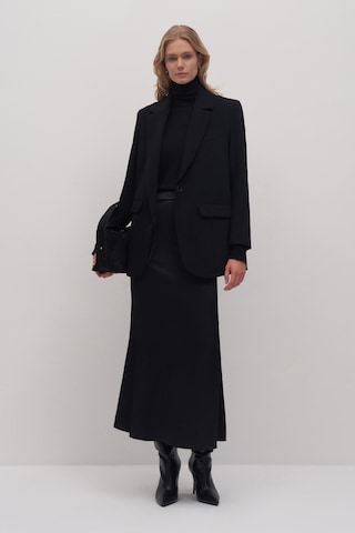 Siyah Lume Maxi Saten Etek Siyah