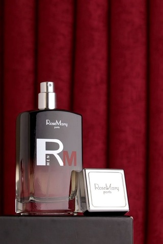 Rosemary Paris Black & Pink RM Erkek Parfüm EDP 100 ML