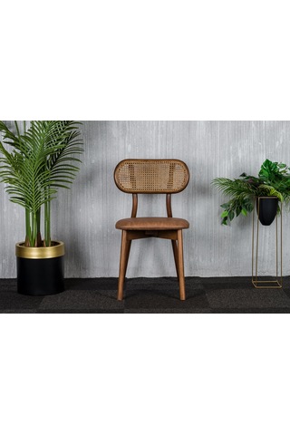 Minimalist Ahşap Sandalye Modern Ve Zarif Tasarım