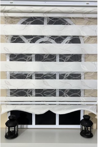 Storburada Zebra Stor Nakışlı Ekru Etek Dilimli St 123 Ekru