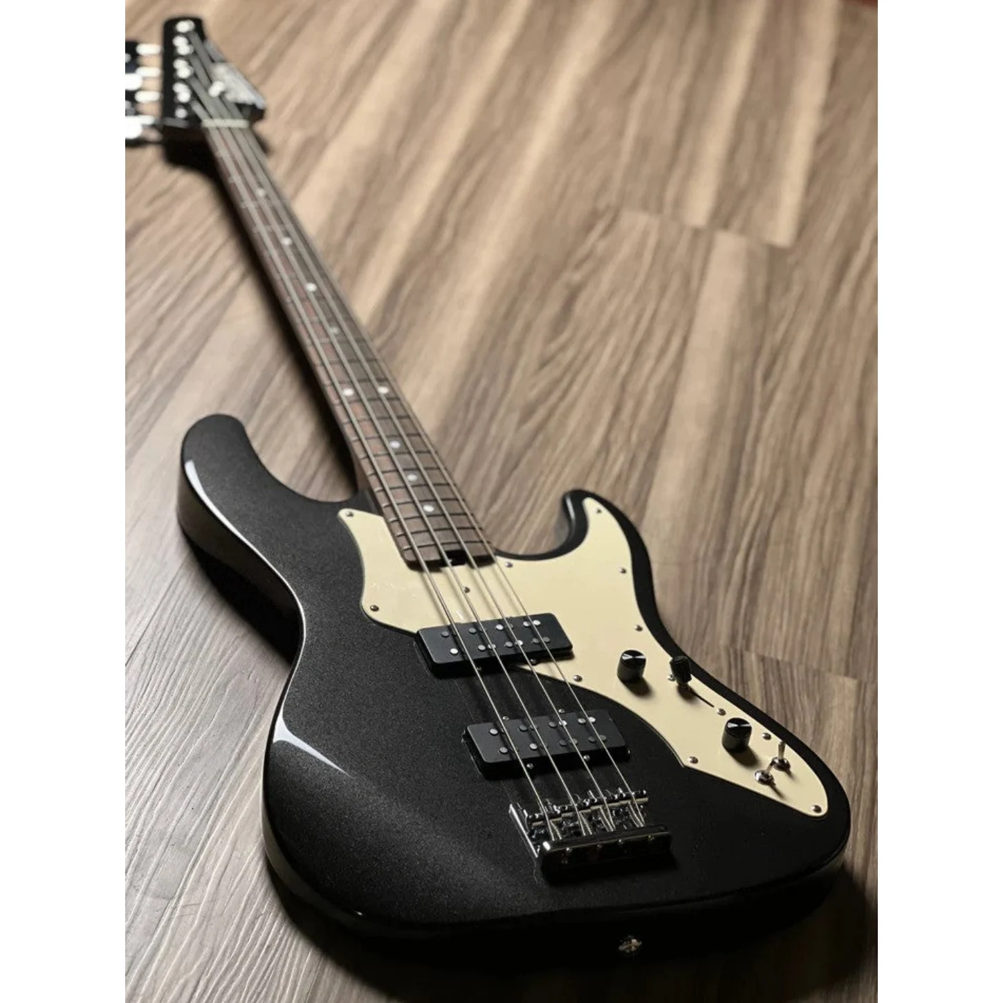 Soloking Mj-1 Classic Bass İn Black Metallic With Roasted Maple Neck Metalik Gri