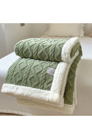 Hqgoodstore Yeni Ev Basit Düz Renk Kalınlaştırılmış Kuzu Kadife Çift Yumuşak Tek Battaniye Çay Yeşil 150 200cm Koyu Yeşil